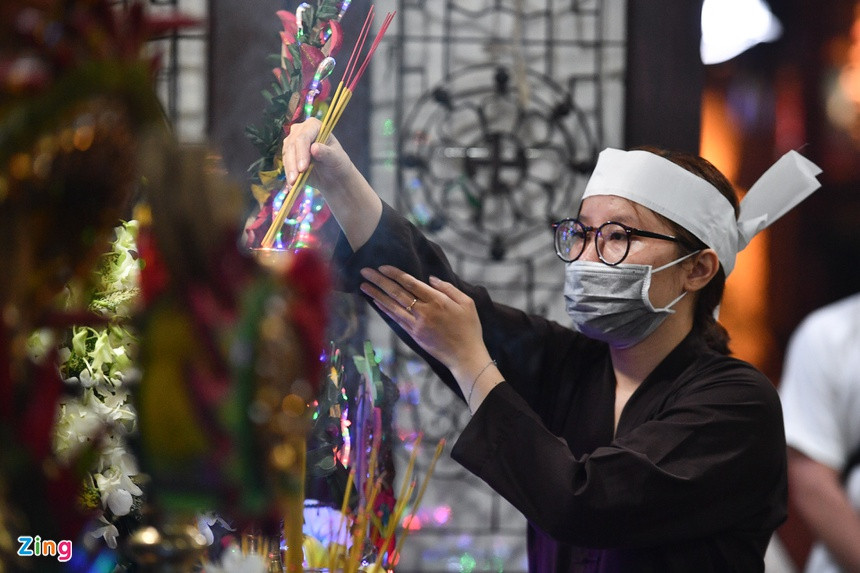 Em gái của Hải Đăng tâm sự không tin anh trai đã ra đi. Hải Đăng từng góp mặt trong nhiều dự án phim như Ra Giêng anh cưới em, Thám tử tình yêu, Phiên khúc đoàn viên...