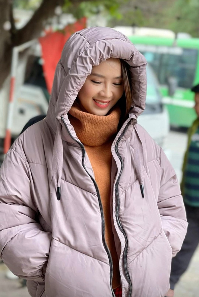 Nụ cười hạnh phúc của Châu khi ở bên Phúc.