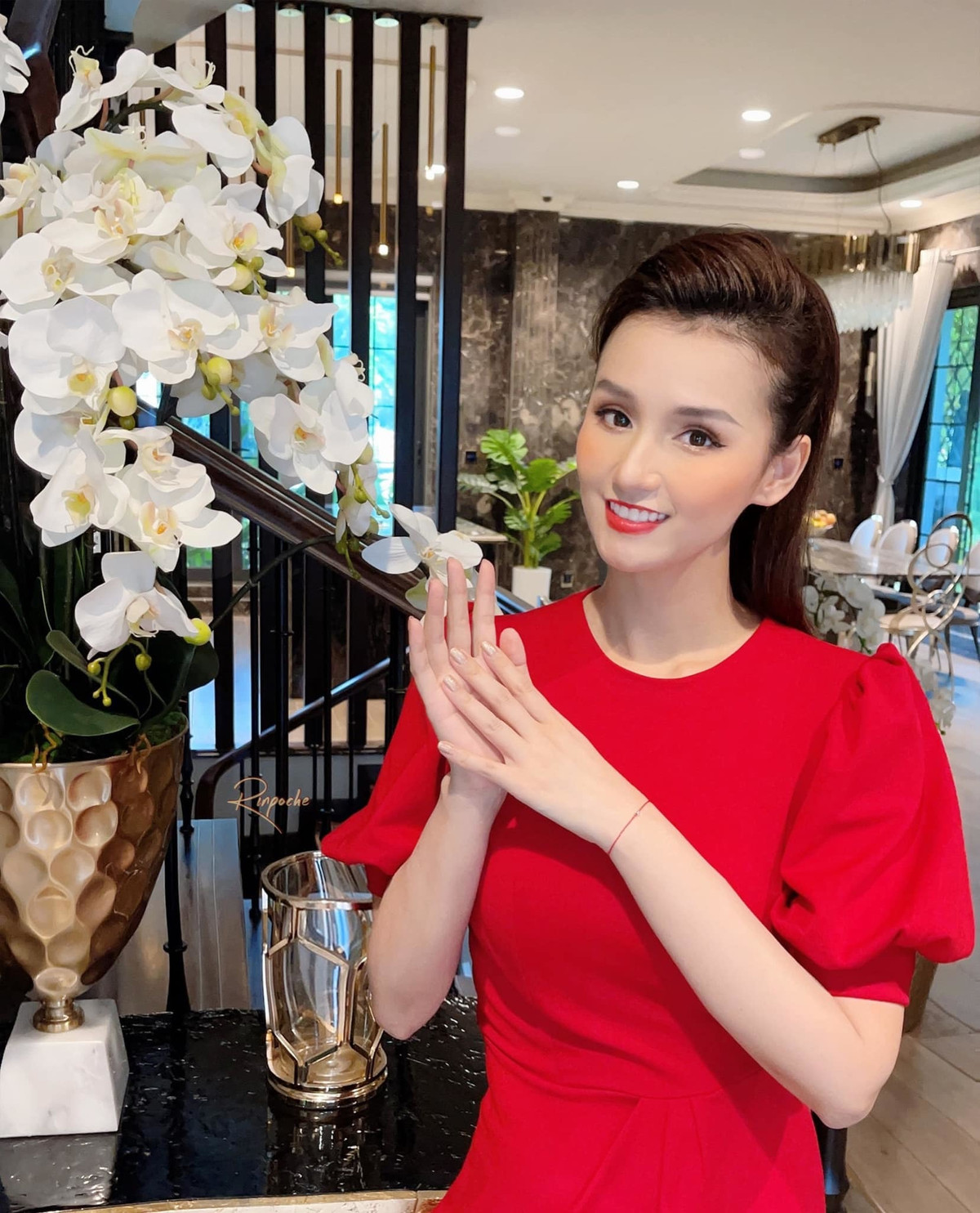 Bên cạnh sự nghiệp diễn xuất, Lã Thanh Huyền còn khiến nhiều người ngưỡng mộ khi có tài kinh doanh. Cô xây dựng danh tiếng cho bản thân như một trong những diễn viên giàu có và thành công bậc nhất phía Bắc.