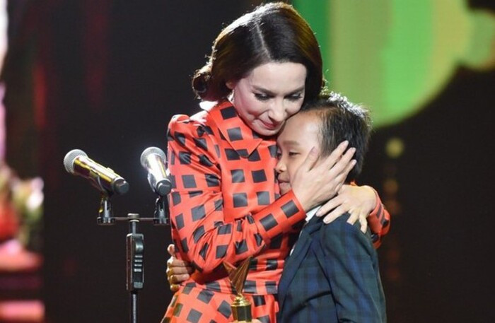 He lo cat-se cao ngat cua Phuong My Chi, “bo xa” Ho Van Cuong