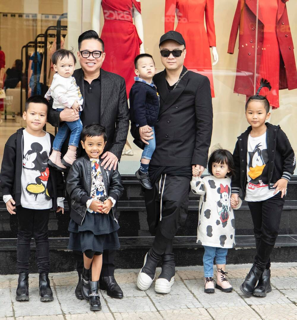 Xuc dong gia canh con gai thu 8 Do Manh Cuong moi nhan nuoi-Hinh-2