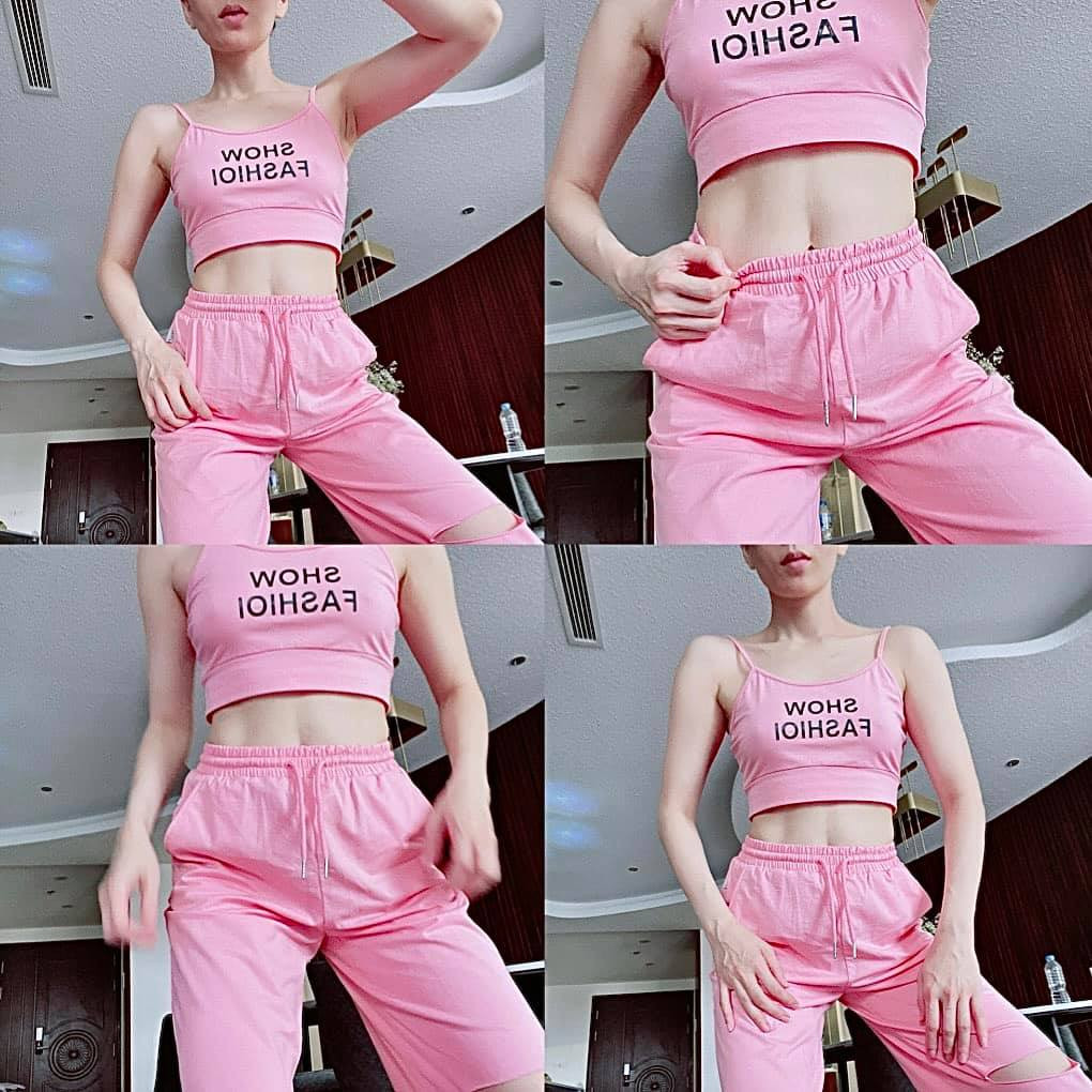 Sở hữu thân hình đẹp, Lệ Quyên tự tin khoe body trên trang cá nhân. Đặc biệt, vòng eo phẳng lì không chút mỡ thừa của nữ ca sĩ khiến nhiều cô gái phải ao ước.