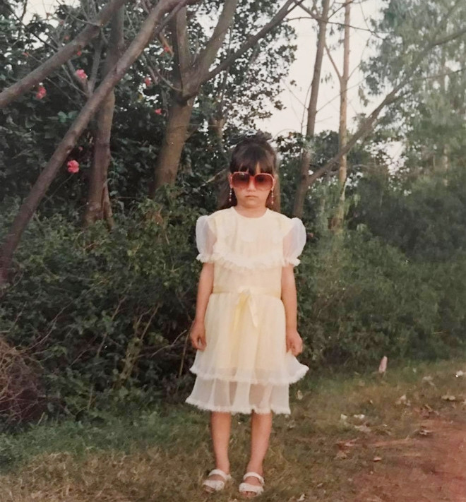 Người hâm mộ khen Hồ Ngọc Hà sành điệu và "chất chơi" từ nhỏ, nhất là trong "chiếc váy huyền thoại" một thời này.