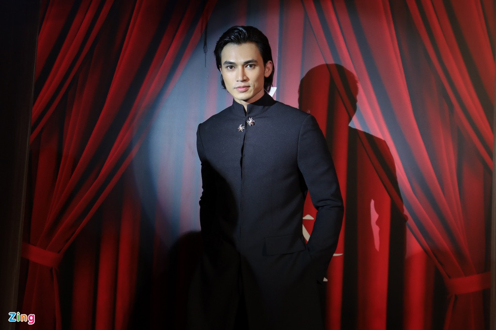 Lê Anh Huy đảm nhận vai Thúc Sinh. Anh cho biết mình trân trọng sự đầu tư và tâm huyết của đạo diễn Mai Thu Huyền, Phi Tiến Sơn và ê-kíp.