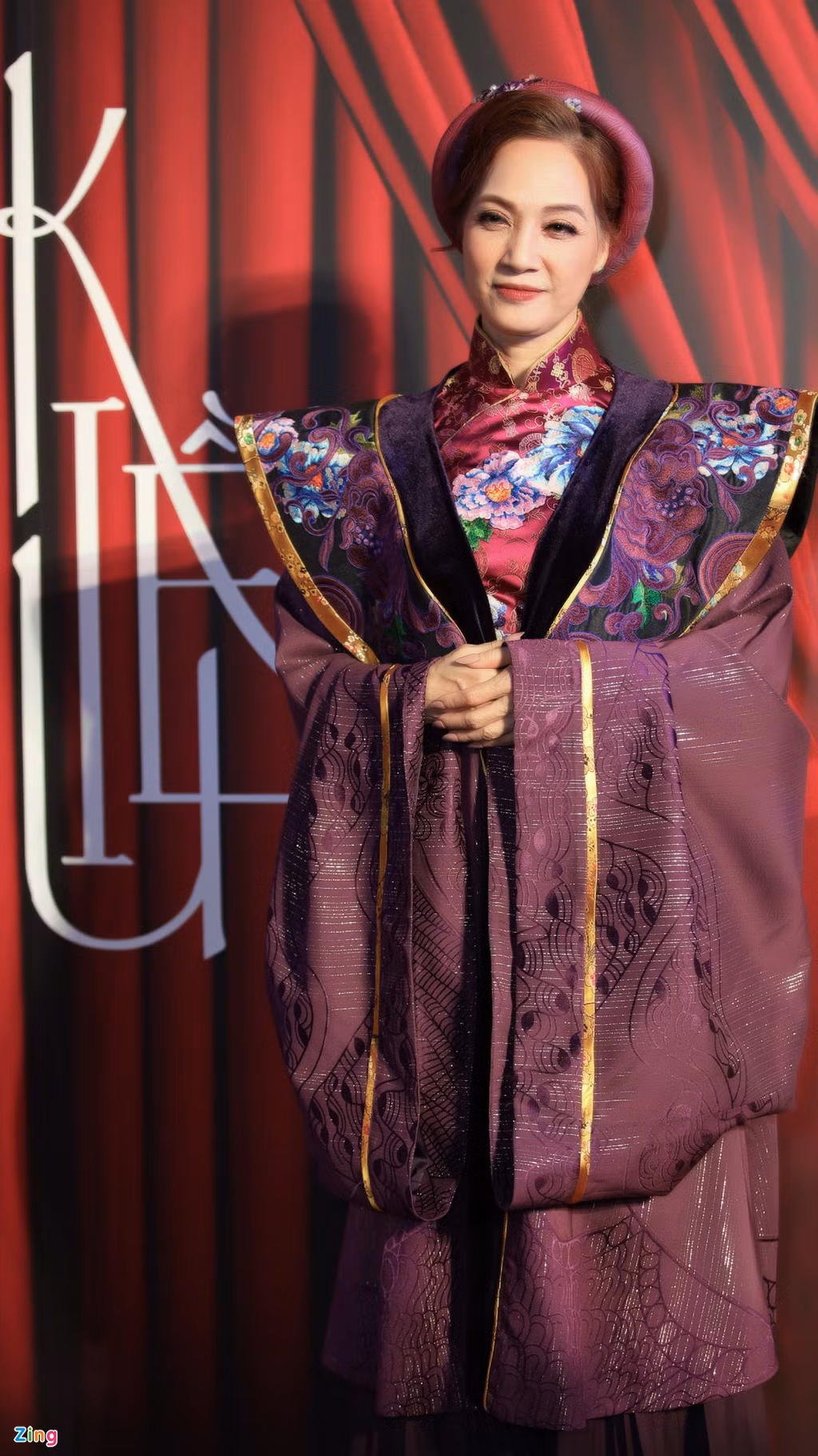 NSND Lê Khanh đảm nhận vai Hoạn Bà. Lần này, vai diễn của chị khá nhỏ, không có nhiều cung bậc cảm xúc như Lý Lệ Hà trong Gái già lắm chiêu V.