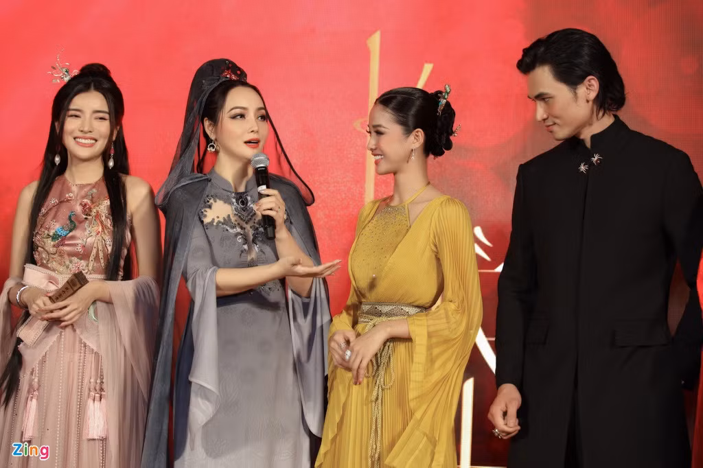 Mai Thu Huyen va dan sao Viet tham du buoi ra mat phim 