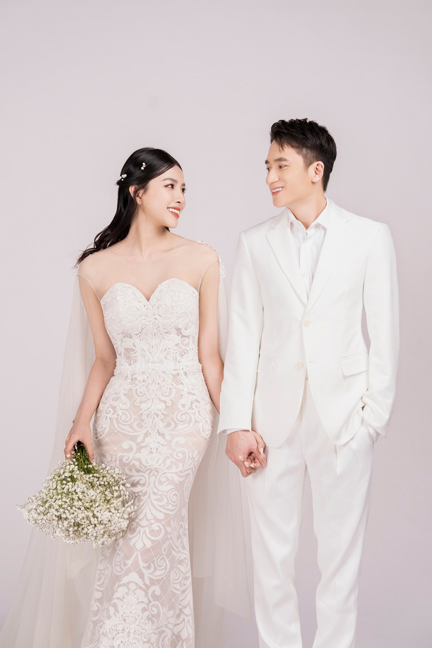 Khánh Vy là người mẫu ảnh, từng đóng sitcom, MV và tham gia cuộc thi The Face Vietnam mùa 2.