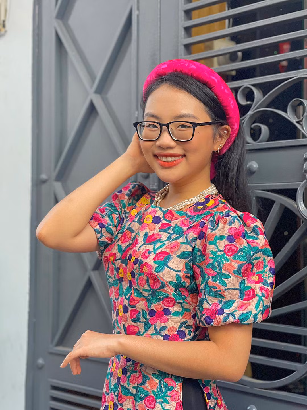 Thông tin cả nhà Phương Mỹ Chi nhiễm COVID-19 khiến fan lo lắng, cầu chúc cho gia đình nữ ca sĩ được bình an. Trước đó, dì ruột của Phương Mỹ Chi - ca sĩ Phương Quế Như đã qua đời do COVID-19.