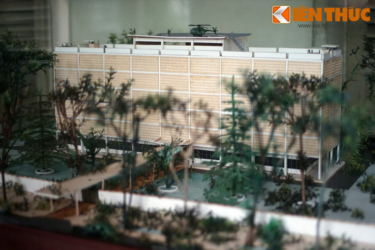 Sau năm 1975, Tập đoàn Dầu khí Quốc gia Việt Nam đã sử dụng tòa nhà này làm cơ sở tới thập niên 1980. Khi Mỹ và Việt Nam bình thường hóa quan hệ vào năm 1995, toàn bộ khu vực được bàn giao lại cho phía Mỹ. Sau đó, Chính phú Mỹ đã phá bỏ tòa nhà lịch sử để xây dựng một Lãnh sự quán với quy mô nhỏ hơn.