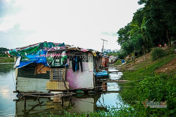 Nhung phan doi lenh denh giua song Hong khong dam len bo-Hinh-2