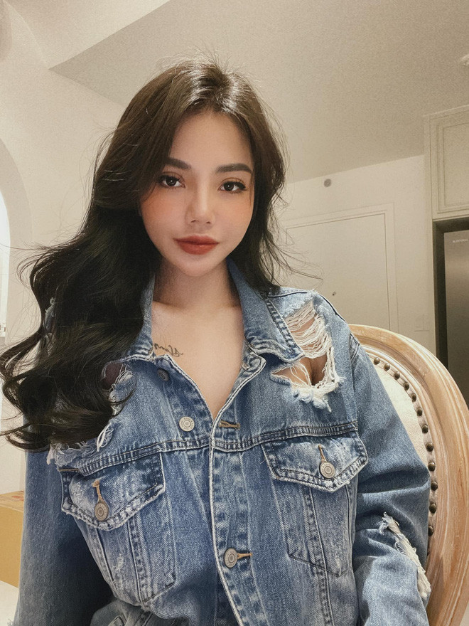 Theo kết quả điều tra ban đầu, Lã Thị Ngọc lấy tên là An trên mạng xã hội kết bạn làm quen với anh Đ.H.N. (SN 1992, ngụ quận Phú Nhuận). Sau một thời gian nói chuyện qua lại, anh N. rủ An tới nhà để tâm sự theo kiểu hình thức mại dâm biến tướng và nhận được sự đồng ý. 