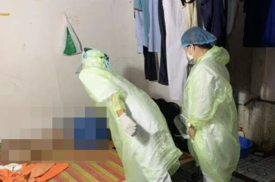  Một bác sĩ tử vong trong phòng trọ khóa trái: Ngày 26/8, UBND xã Lý Văn Lâm, TP Cà Mau cho biết, bác sĩ L.P.V. (30 tuổi; ngụ huyện U Minh) bác sĩ L.P.V. (30 tuổi; ngụ huyện U Minh) vừa được phát hiện tử trong căn phòng trọ tại xã này. Nghi ngờ bác sĩ V. uống thuốc tự tử vì tình, gia đình không yêu cầu khám tử thi và cam kết không khiếu nại. 