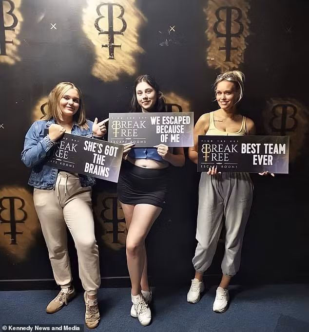 Co con o tuoi 17, ba me U40 van tre trung khong ngo-Hinh-5