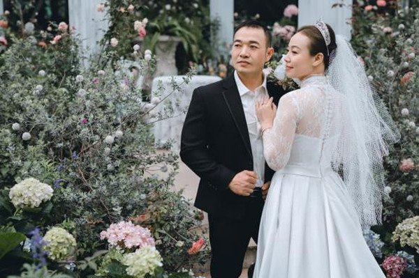 Tình địch đáng ghét của Hoài 'Thát-chơ' (Lệ Hằng) phim 'Xin hãy tin em' - Hình 5 Tinh dich dang ghet cua Hoai 'That-cho' (Le Hang) phim 'Xin hay tin em'-Hinh-5