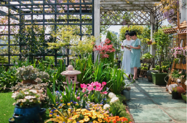 Nguoi phu nu 45 tuoi bien mai nha thanh khu vuon an tuong-Hinh-5