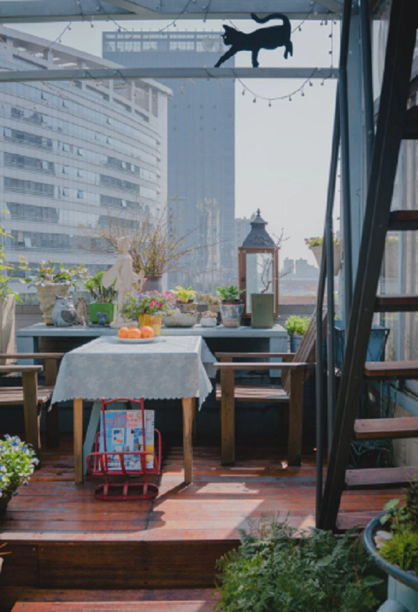 Nguoi phu nu 45 tuoi bien mai nha thanh khu vuon an tuong-Hinh-10