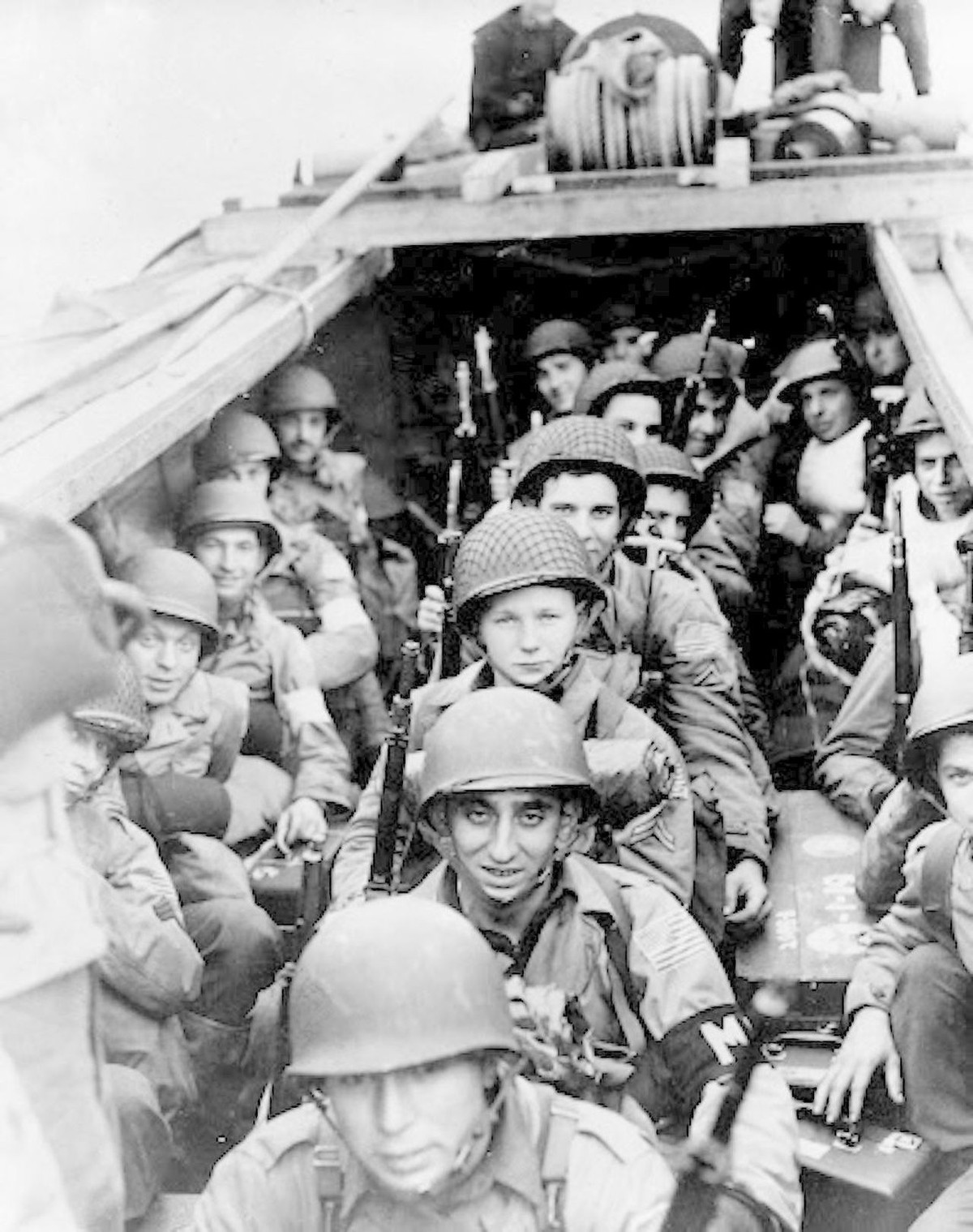 Sau khi Thế chiến 2 kết thúc, những người tị nạn Do Thái được Mỹ và các nước Đồng minh ghi nhận những đóng góp và cấp quyền công dân.