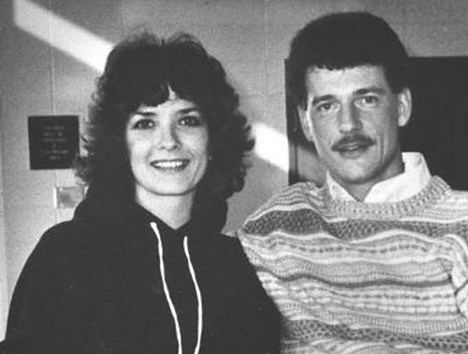 Sau khi chuẩn bị đầy đủ, vào 10h30 ngày 27/5/1986, bà Nadine điều kiển một trực thăng bay thấp đến trung tâm Paris rồi đậu lơ lửng trên nóc một tòa nhà của nhà tù De La Sainté.