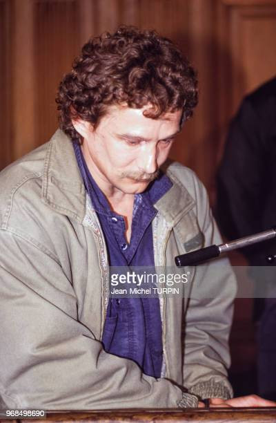 Để kế hoạch vượt ngục diễn ra thuận lợi, bà Nadine mua một khẩu súng lục đồ chơi rồi sơn màu đen cho giống súng thật. Bà cũng sơn một số quả thành màu xanh lá cây để chúng trông giống như lựu đạn. Bà muốn dùng nó để đe dọa lính canh để chồng có thể lên trực thăng thuận lợi.