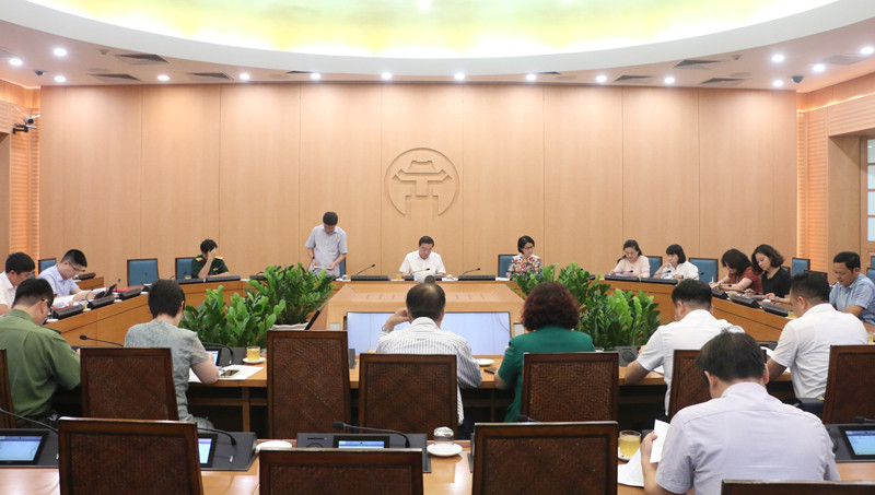 Ha Noi tiep tuc tiem mui 4 vac xin phong Covid-19 cho nguoi dan-Hinh-4