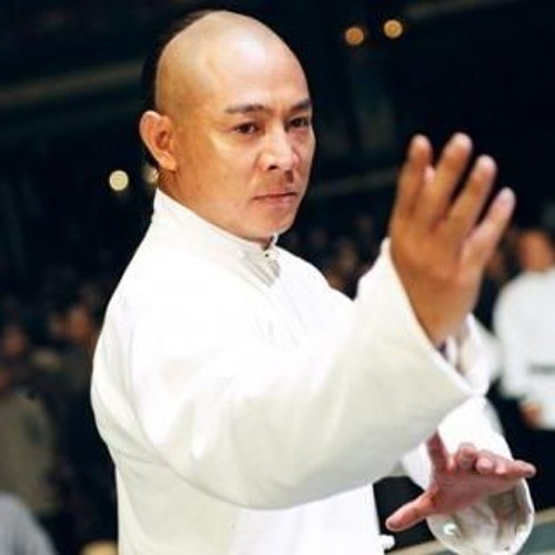 Thế nhưng, trên thực tế, Hoàng Phi Hồng sống khá lặng lẽ không nổi tiếng như trong các bộ phim. Thậm chí, cao thủ võ thuật này có số phận khá chông gai.