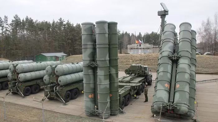 Cần nhắc lại rằng các tổ hợp S-300 của Armenia chỉ được sử dụng trong tình huống thực chiến một lần - cách đây vài tuần, khi chúng được báo cáo đã bắn hạ hai tên lửa bay qua thành phố Abovyan.