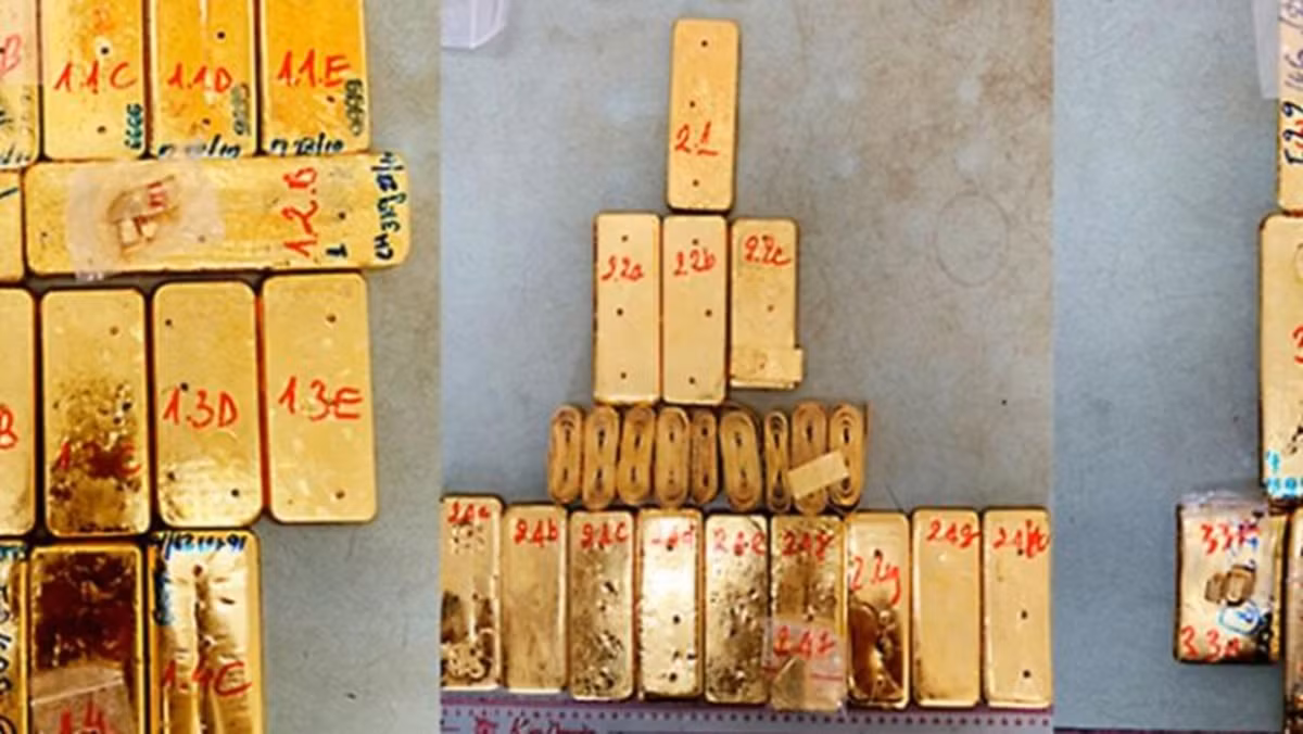 Bộ Công an xác định, đường dây trên rất lớn, diễn ra trong thời gian dài, liên quan đến nhiều đối tượng, trên nhiều tỉnh, thành phố. Thủ đoạn của các đối tượng thiết lập đường dây khép kín, thu mua ngoại tệ từ Việt Nam chuyển qua Campuchia mua vàng về Việt Nam tiêu thụ. (Ảnh minh họa) 