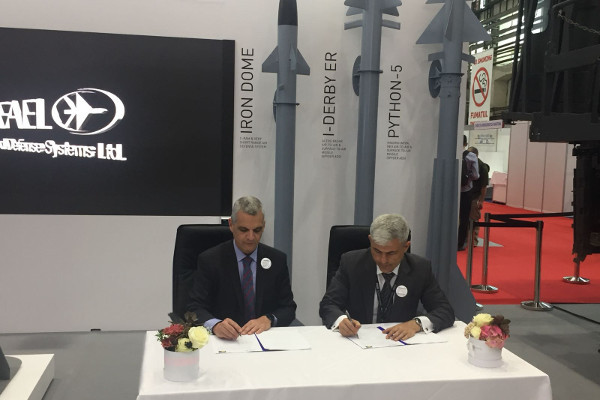 I-Derby ER là tên lửa không đối không có hệ thống radar chủ động tiên tiến và là một biến thể của dòng tên lửa ngoài tầm nhìn Debry. Tên lửa này được công ty quốc phòng Hệ thống Quốc phòng Tiên tiến Rafael của Israel sản xuất và được công bố vào tháng 6/2015. I-Derby ER có thể được tích hợp trên các chiến đấu cơ như F/A-50, F-16, F-5, Mirage-2000, JAS-39 Gripen và máy bay chiến đấu hạng nhẹ Tejas. Tên lửa không đối không này cũng có thể được khai hỏa từ hệ thống phòng không tầm trung và tầm ngắn SPYDER để đánh chặn máy bay kẻ thù.