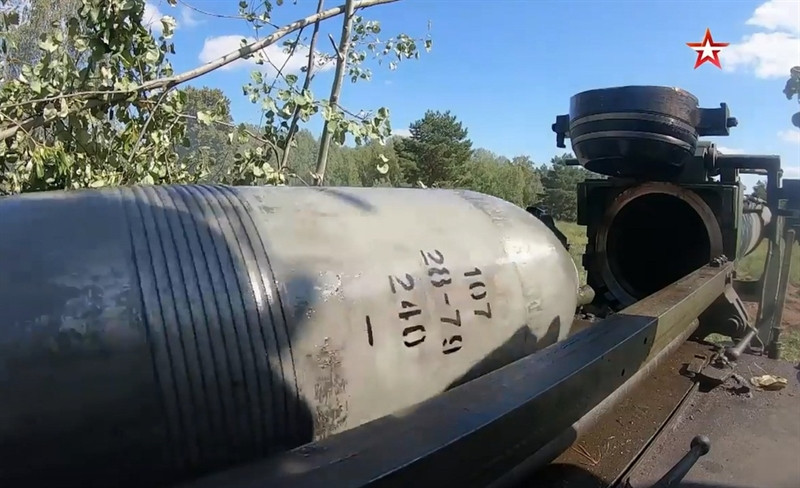 Dù không công bố kết quả cụ thể sau loạt bắn những quân đội Nga khẳng định toàn bộ mục tiêu cách đó hàng chục km đều bị tiêu diệt với độ chính xác cực cao. Được biết, 2S4 Tyulpan cũng chính là loại cối tự hành mới được Nga điều đến các đơn vị ở sương Tây nước Nga và một số đơn vị ở vùng lãnh thổ hải ngoại Kaliningrad.