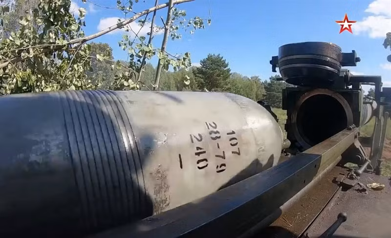 Dù không công bố kết quả cụ thể sau loạt bắn những quân đội Nga khẳng định toàn bộ mục tiêu cách đó hàng chục km đều bị tiêu diệt với độ chính xác cực cao. Được biết, 2S4 Tyulpan cũng chính là loại cối tự hành mới được Nga điều đến các đơn vị ở sương Tây nước Nga và một số đơn vị ở vùng lãnh thổ hải ngoại Kaliningrad.