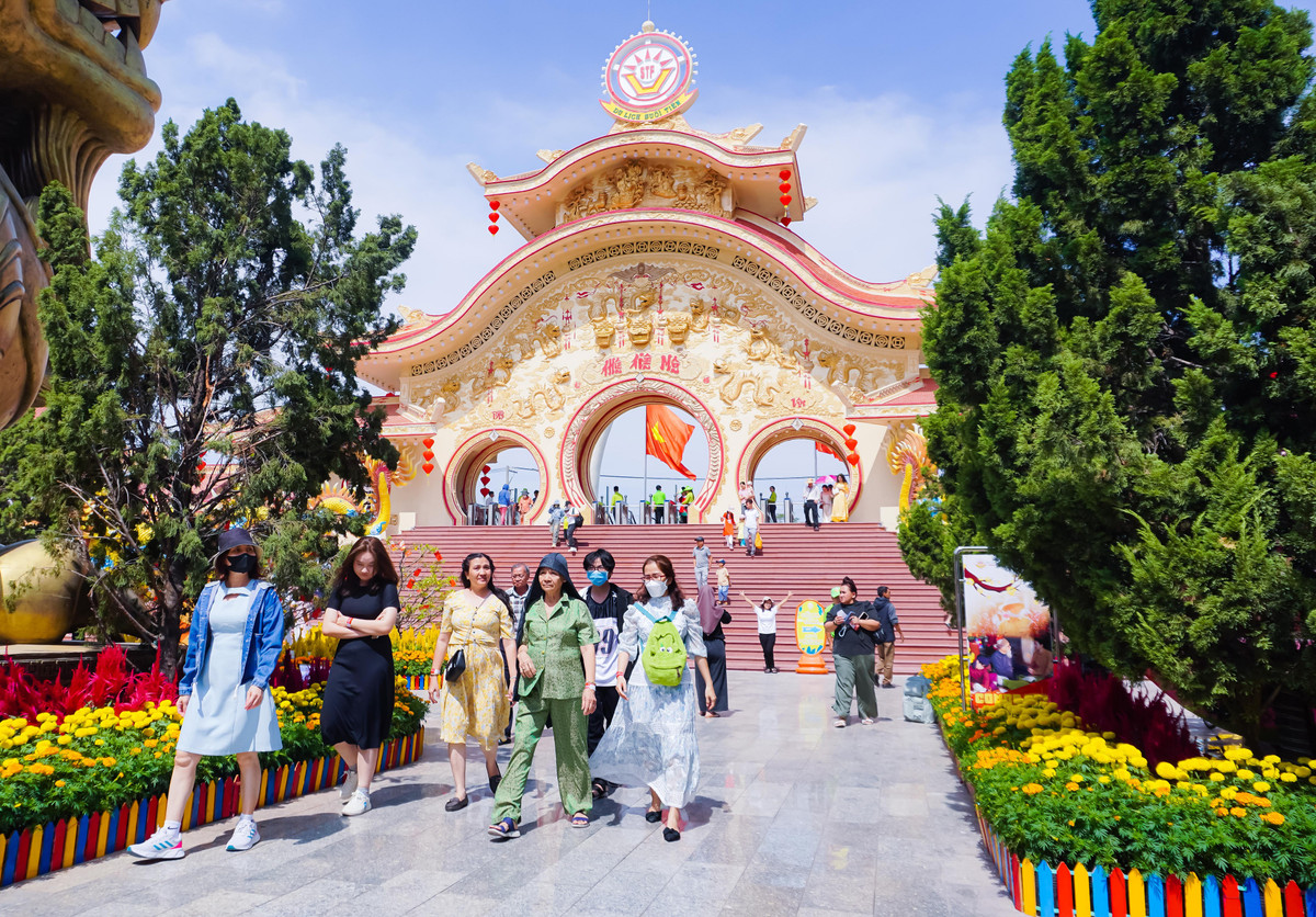 Công viên văn hóa Suối Tiên. (Ảnh: Bảo Giang)