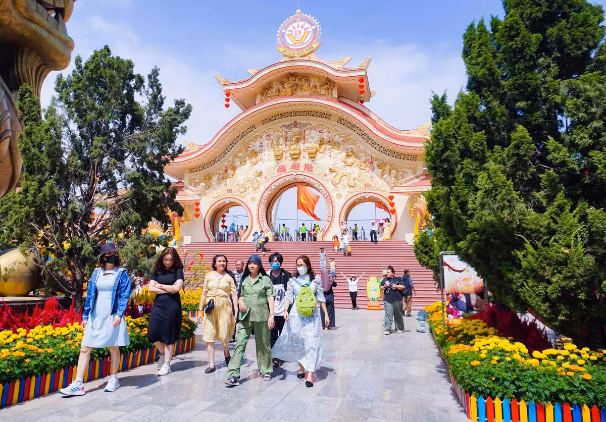 Công viên văn hóa Suối Tiên. (Ảnh: Bảo Giang)