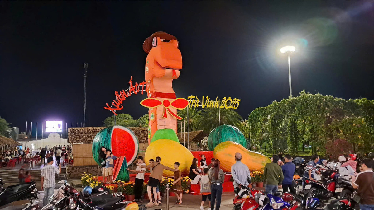 [LIVE] Nguoi dan ca nuoc han hoan chao xuan At Ty-Hinh-59