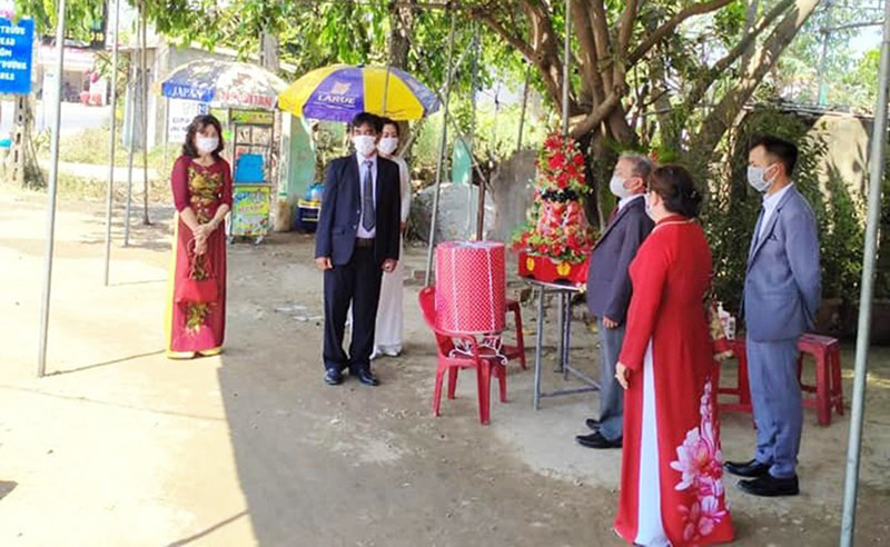 Ngot ngao le an hoi o chot kiem soat dich COVID-19