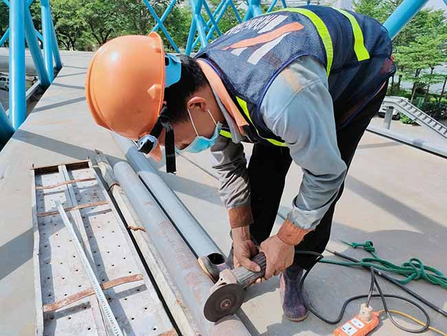 Đặc biệt, cây cầu sẽ giúp ích rất nhiều cho người dân sinh sống ở đây khi từ nhà sang công viên Thanh Xuân tập thể dục, dạo chơi. 