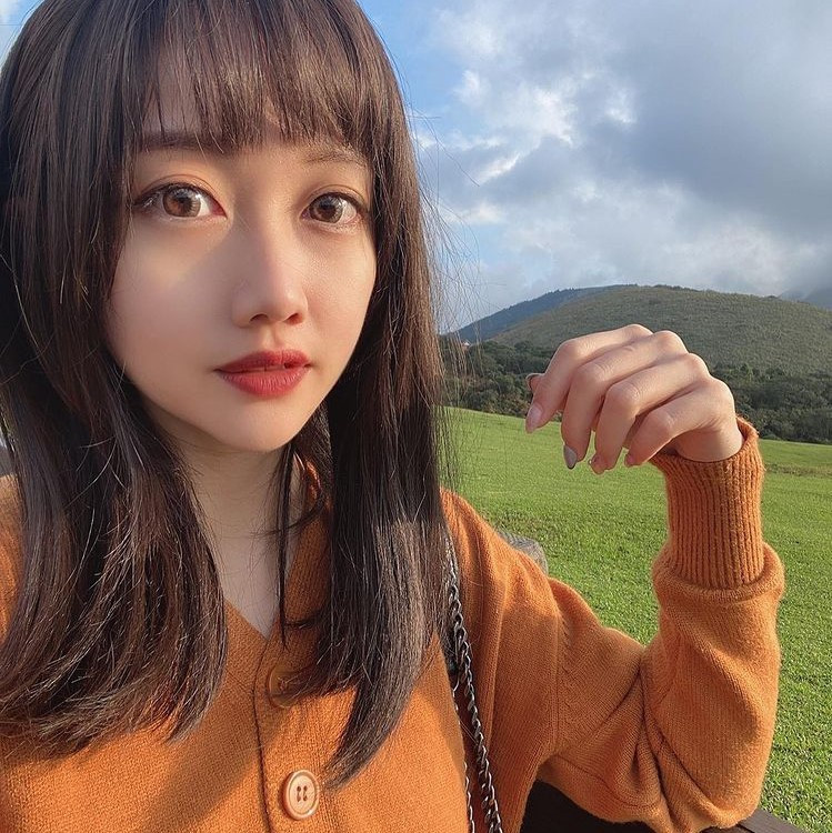 Nhờ dịch bệnh được kiểm soát tốt ở Đài Loan, Wu không gặp quá nhiều khó khăn trong duy trì tập luyện. Nữ VĐV chia sẻ âm nhạc giúp cô kiểm soát tốt cảm xúc và tăng cường tập trung khi luyện bắn. "Tôi thích nghe nhạc lớn khi tập. Khi tâm trạng bị kích động, tôi nghe nhạc nhẹ nhàng để lấy lại bình tĩnh. Bắn súng đòi hỏi sự tập trung cao độ, tôi đọc sách để rèn luyện kỹ năng này". 