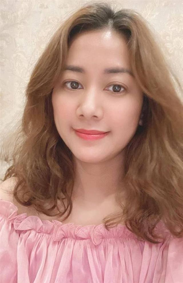 Sau khi đọc lệnh khởi tố, lực lượng chức năng đã tiến hành khám nhà Huyền tại đường Phù Đổng, TP Pleiku. Quá trình khám xét công an đã thu giữ, niêm phong nhiều thùng tài liệu, giấy tờ liên quan.