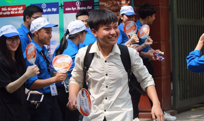 Hoc sinh Ha Noi nghi he tu ngay 15/5