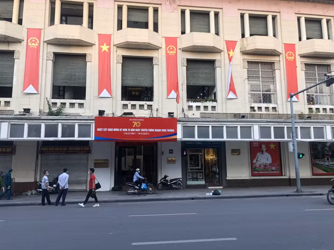 Do phong toa tru so cua Tong cuc QLTT lien quan GD Hacinco mac COVID-19