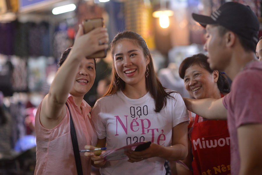 Le Phuong: Toi tung soan quan ao cho chong di voi nhan tinh