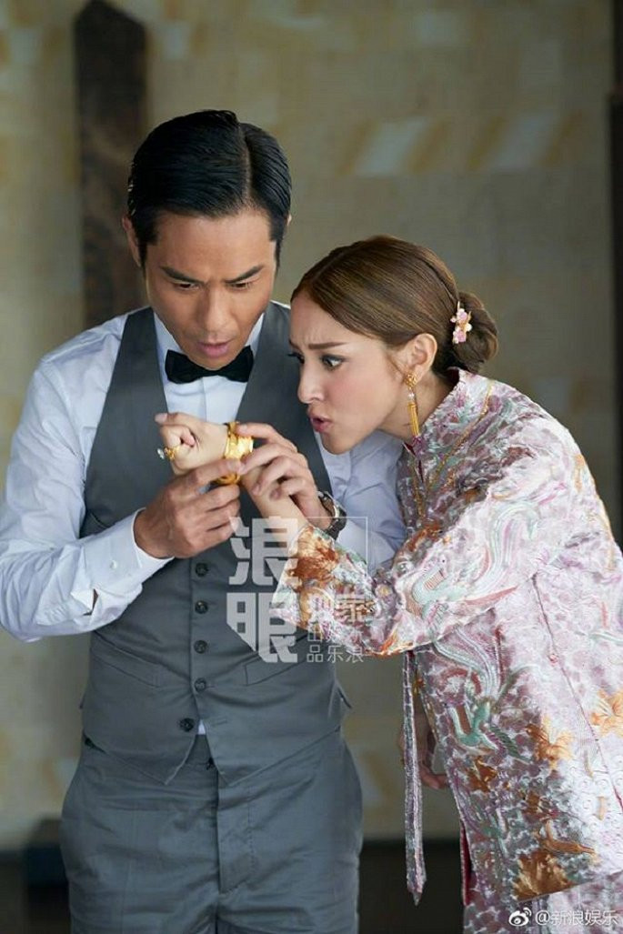 Biểu cảm đáng yêu của đôi vợ chồng hot nhất showbiz Hoa ngữ hôm nay.