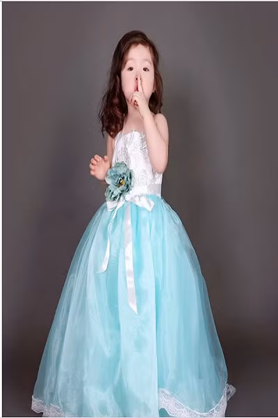 Con gai Elly Tran tiep tuc gay 