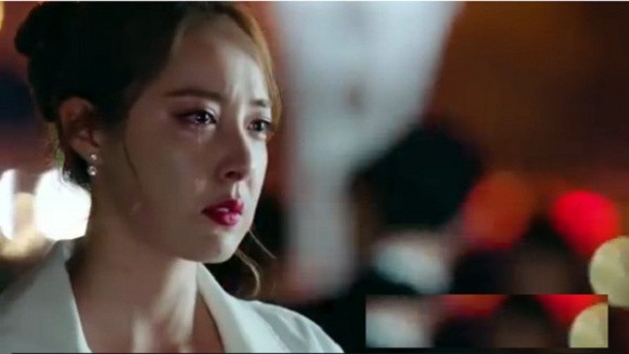 Nguoi yeu cu tang qua vao le cuoi khien ca 2 ho that kinh