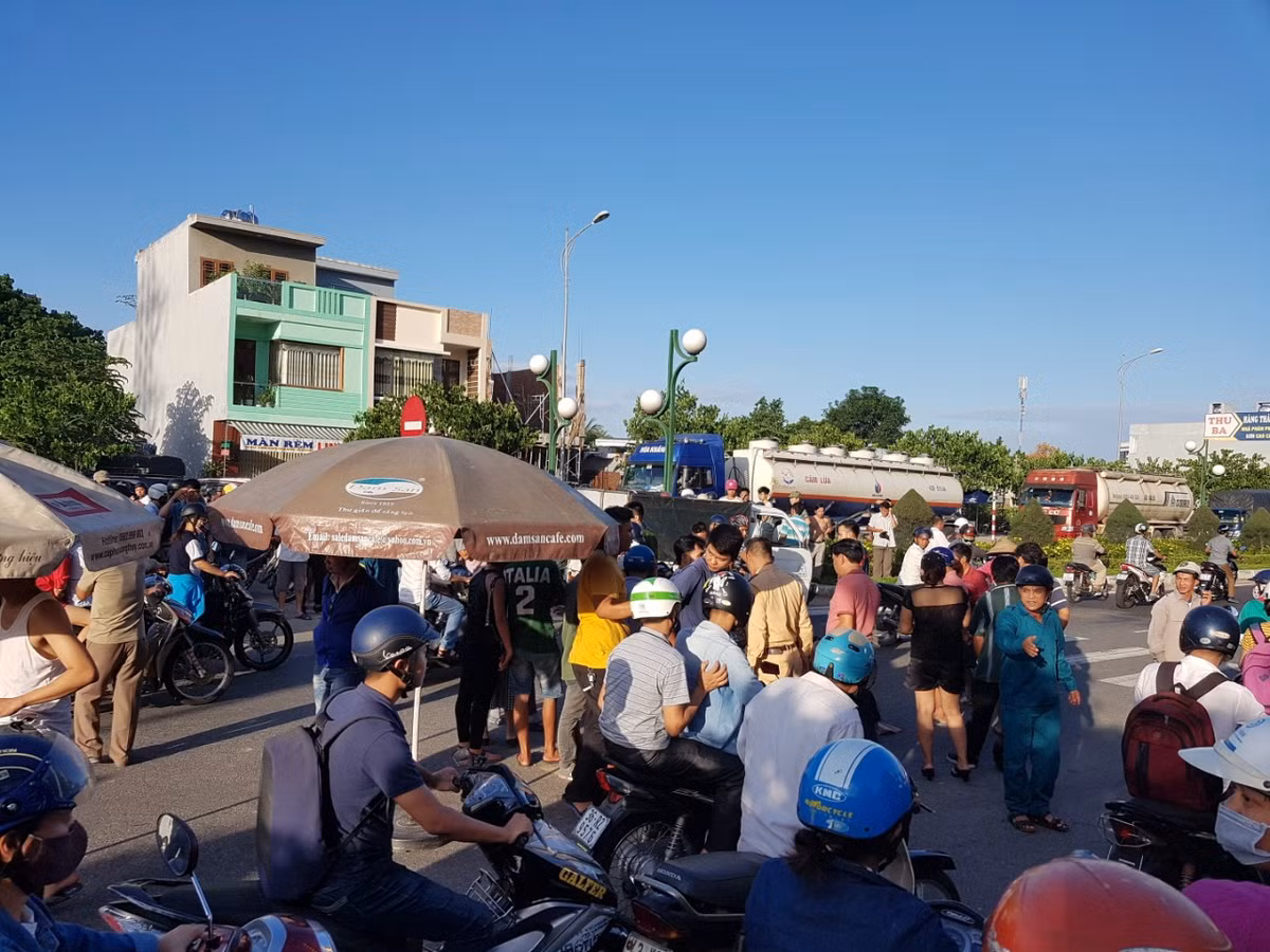 Nghi van xe tai gay tai nan chet nguoi roi bo chay o Da Nang