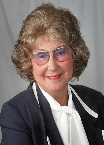 10. Geraldine Weiss 92 tuổi, được ví như "Nữ hoàng Blue-chip" và là người phát minh ra chiến lược đầu tư nổi tiếng mà nhiều nhà đầu tư áp dụng hiện nay./.