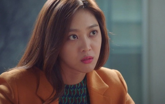 Giận “sôi máu” khi vợ cũ của chồng cười mỉa mai Gian “soi mau” khi vo cu cua chong cuoi mia mai