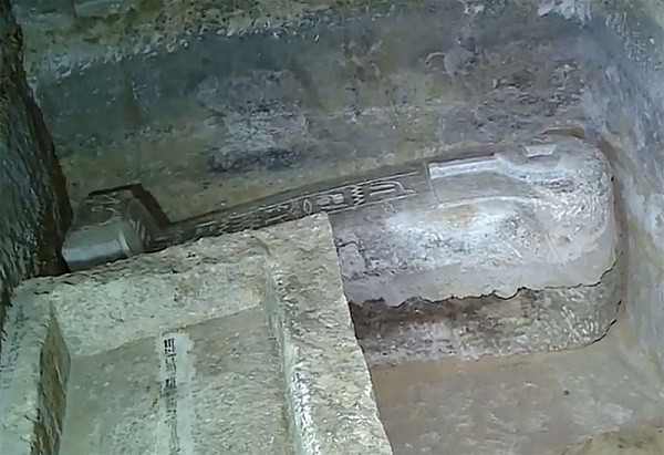 Phòng chôn cất 4.000 năm tuổi của quan chức Ai Cập cổ đại Phong chon cat 4.000 nam tuoi cua quan chuc Ai Cap co dai