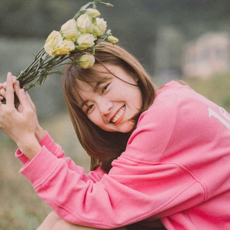 Thảo Anh cũng được xem là một trong những hot girl của bóng đá nữ Việt Nam khi sở hữu ngoài hình xinh xắn, dịu dàng.