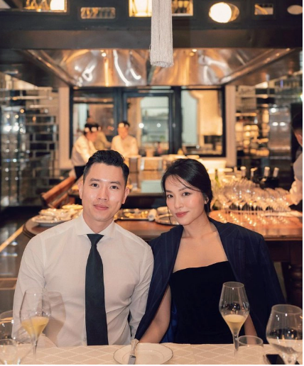 Ngoài ra, cô nàng cũng có công ty riêng, làm chủ những dự án kinh doanh cá nhân. Ảnh: IGNV