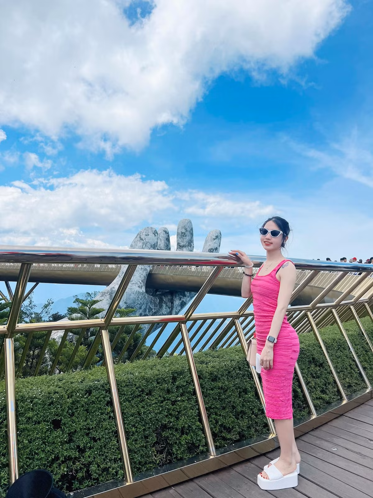 Trần Thị Duyên sở hữu gương mặt xinh xắn, nhỏ nhắn, được nhiều người nhận xét là đẹp như búp bê.